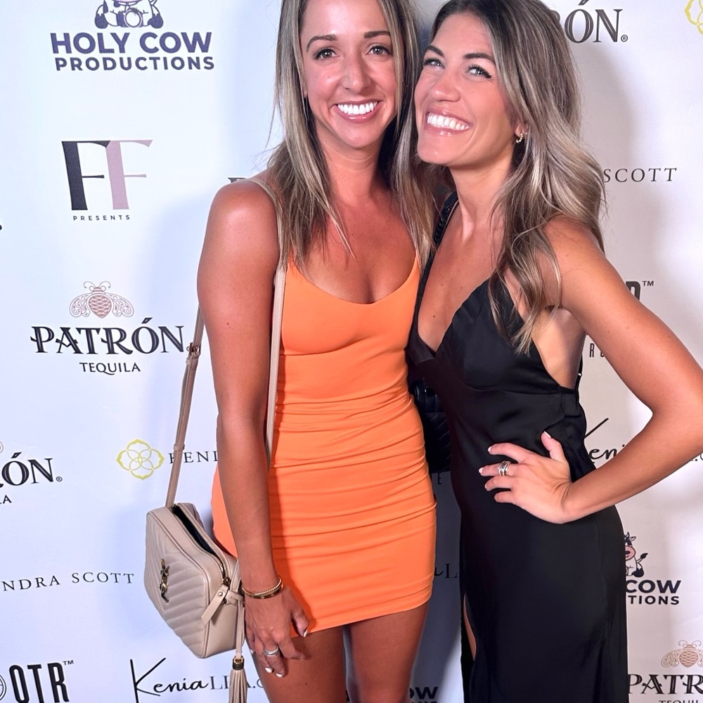 Aritzia Contour Dress